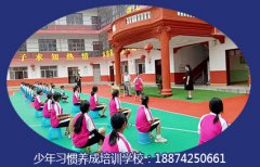江苏南京少女交朋友被送去KTV陪唱而辍学的案例