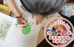 戒网瘾学校还有美术绘画课程让学生找回了学习出路