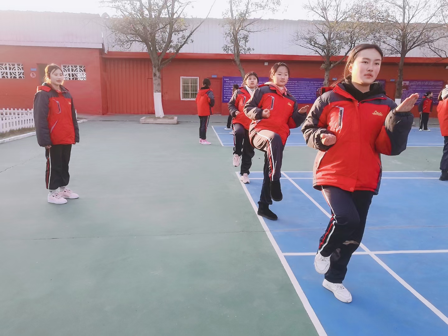 怎么教育爱顶嘴的孩子